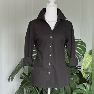 🛍️ Kim Rogers 100% cotton Easy Care button down shirt excellent condition.